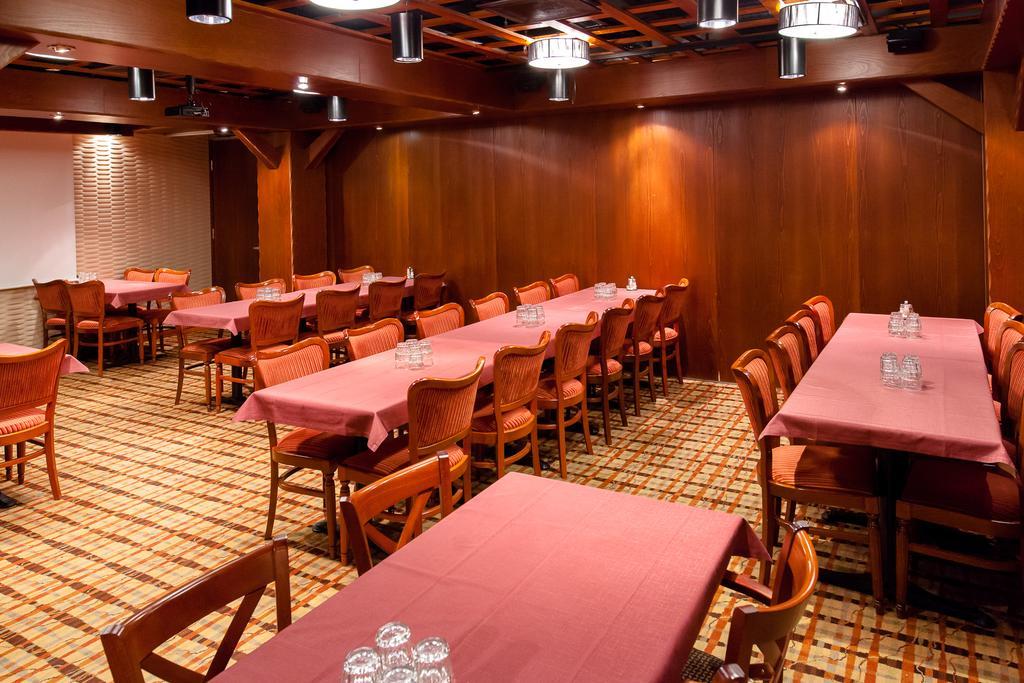 Aadankosio Hotel Йоенсуу Екстериор снимка
